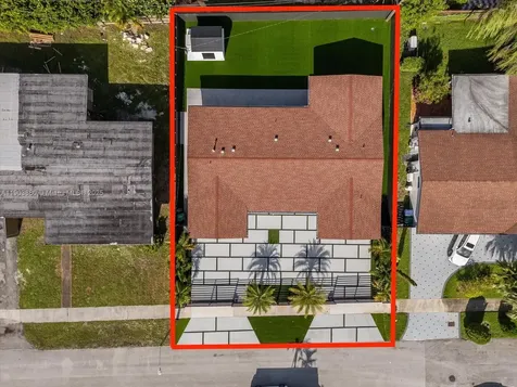 19511 NE 18th Place Miami FL 33179