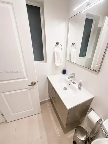 245 NE 33rd Street Miami FL 33137