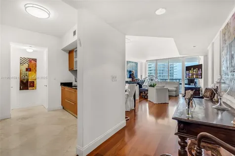 400 Alton Road Miami Beach FL 33139
