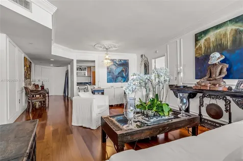 400 Alton Road Miami Beach FL 33139