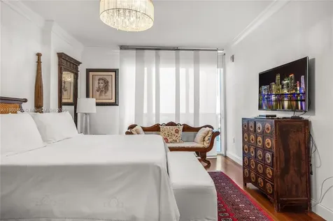 400 Alton Road Miami Beach FL 33139