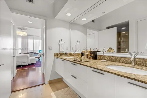 400 Alton Road Miami Beach FL 33139