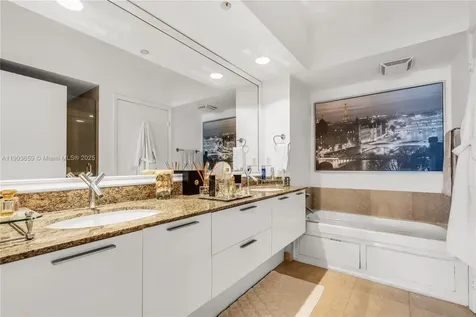 400 Alton Road Miami Beach FL 33139
