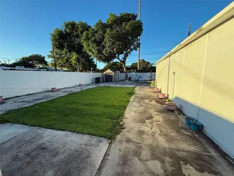 1545 NW 85th Street Miami FL 33147