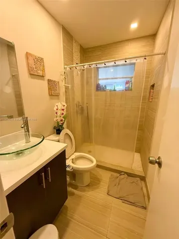 1545 NW 85th Street Miami FL 33147
