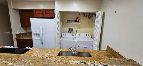 5352 NE 6th Avenue Oakland Park FL 33334