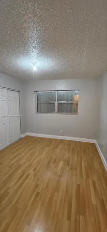 5352 NE 6th Avenue Oakland Park FL 33334