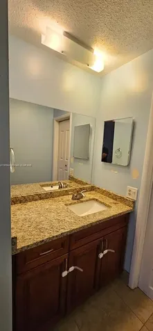 5352 NE 6th Avenue Oakland Park FL 33334