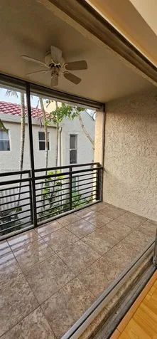 5352 NE 6th Avenue Oakland Park FL 33334