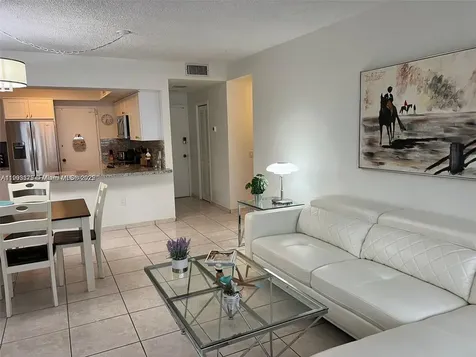 3505 S Ocean Drive Hollywood FL 33019