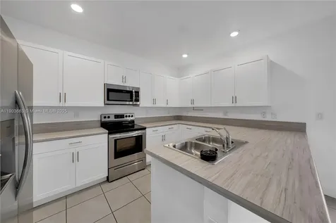18320 SW 148th Road Miami FL 33187