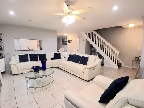 10830 NW 8th Street Pembroke Pines FL 33026