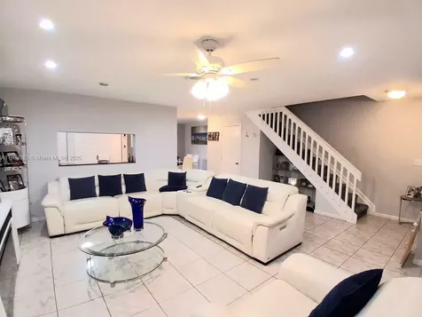 10830 NW 8th Street Pembroke Pines FL 33026