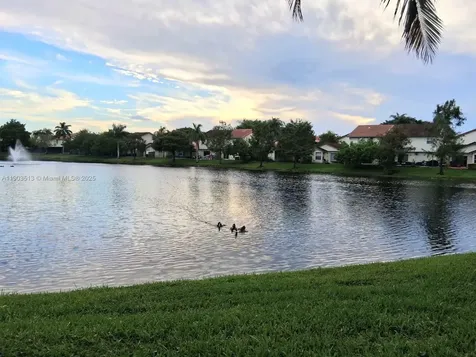 10830 NW 8th Street Pembroke Pines FL 33026