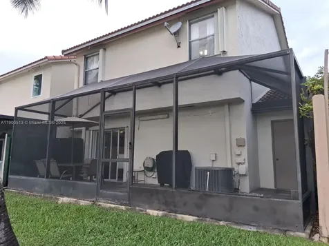 10830 NW 8th Street Pembroke Pines FL 33026