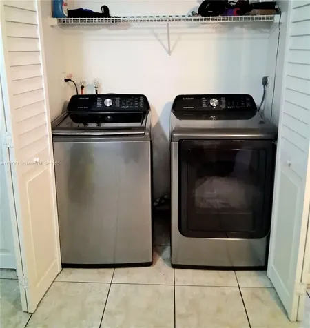 10830 NW 8th Street Pembroke Pines FL 33026