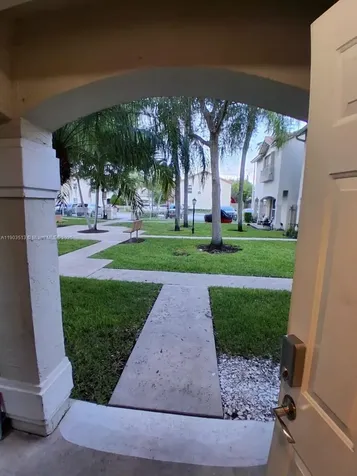 10830 NW 8th Street Pembroke Pines FL 33026