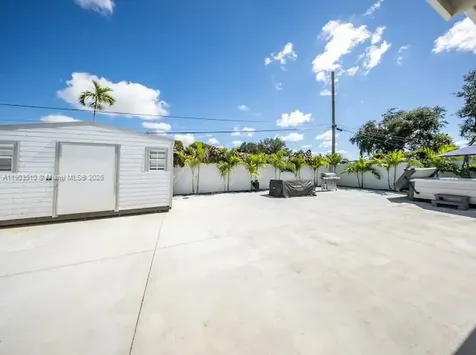 16125 NW 28th Place Miami Gardens FL 33054