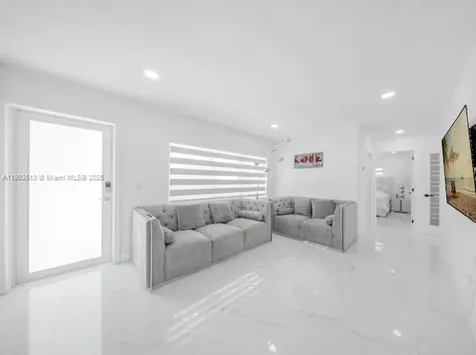 16125 NW 28th Place Miami Gardens FL 33054