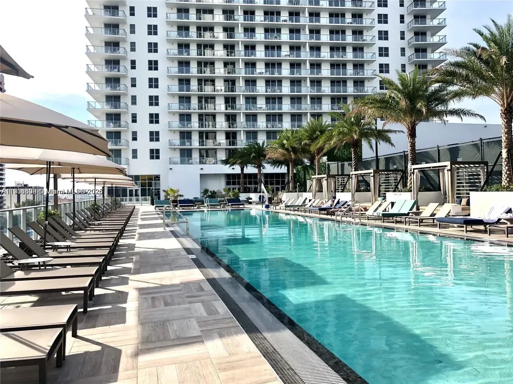 4010 S Ocean Drive Hollywood FL 33019
