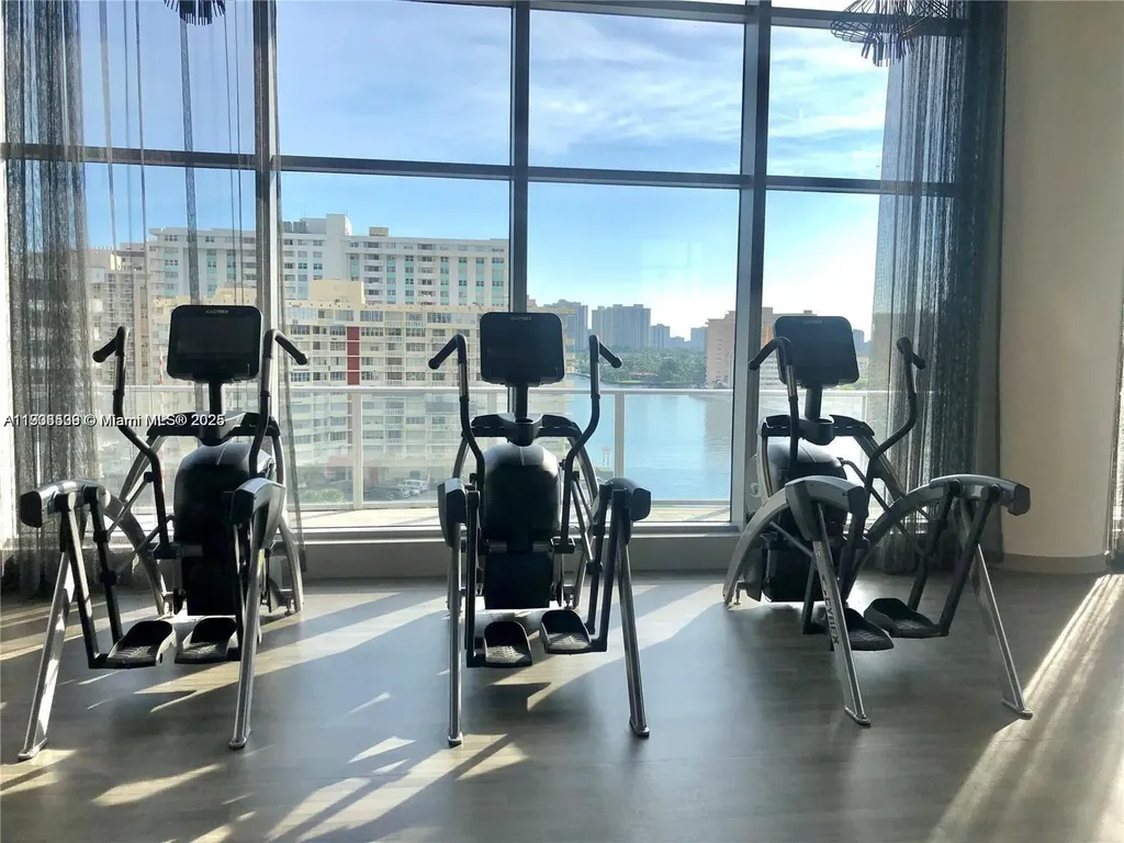 4010 S Ocean Drive Hollywood FL 33019