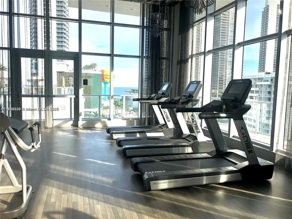 4010 S Ocean Drive Hollywood FL 33019