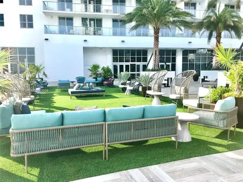 4010 S Ocean Drive Hollywood FL 33019