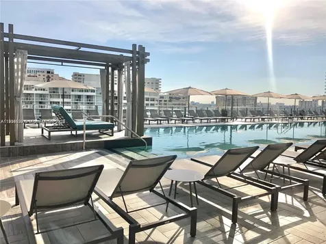 4010 S Ocean Drive Hollywood FL 33019