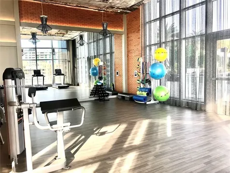 4010 S Ocean Drive Hollywood FL 33019