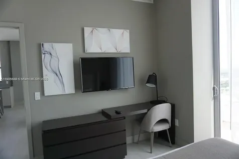 4010 S Ocean Drive Hollywood FL 33019