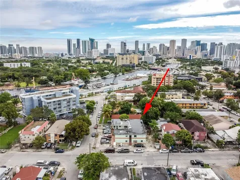 976 NW 6th Street Miami FL 33136