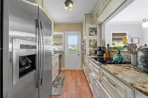 52 Flagler Drive Miami Springs FL 33166