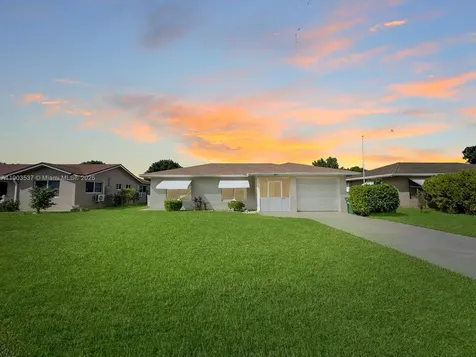 8203 NW 104th Avenue Tamarac FL 33321