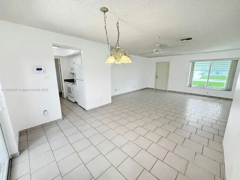 8203 NW 104th Avenue Tamarac FL 33321