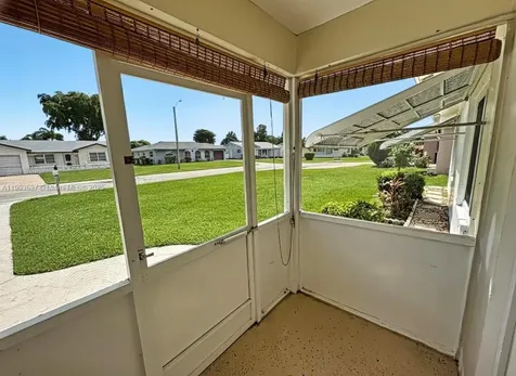 8203 NW 104th Avenue Tamarac FL 33321