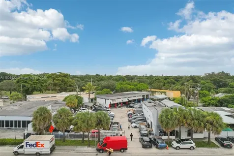 15140-15150 W Dixie Highway North Miami Beach FL 33162
