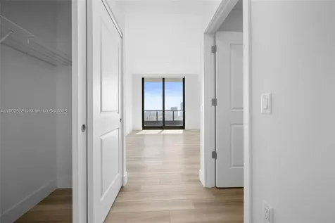 101 Diplomat Parkway Hallandale Beach FL 33009