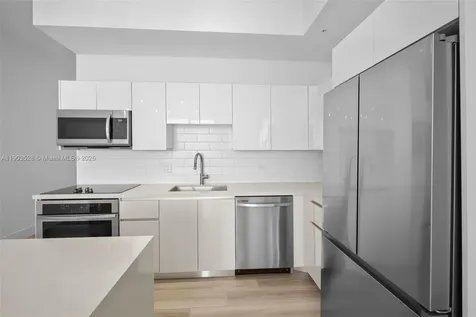 101 Diplomat Parkway Hallandale Beach FL 33009
