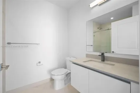 101 Diplomat Parkway Hallandale Beach FL 33009