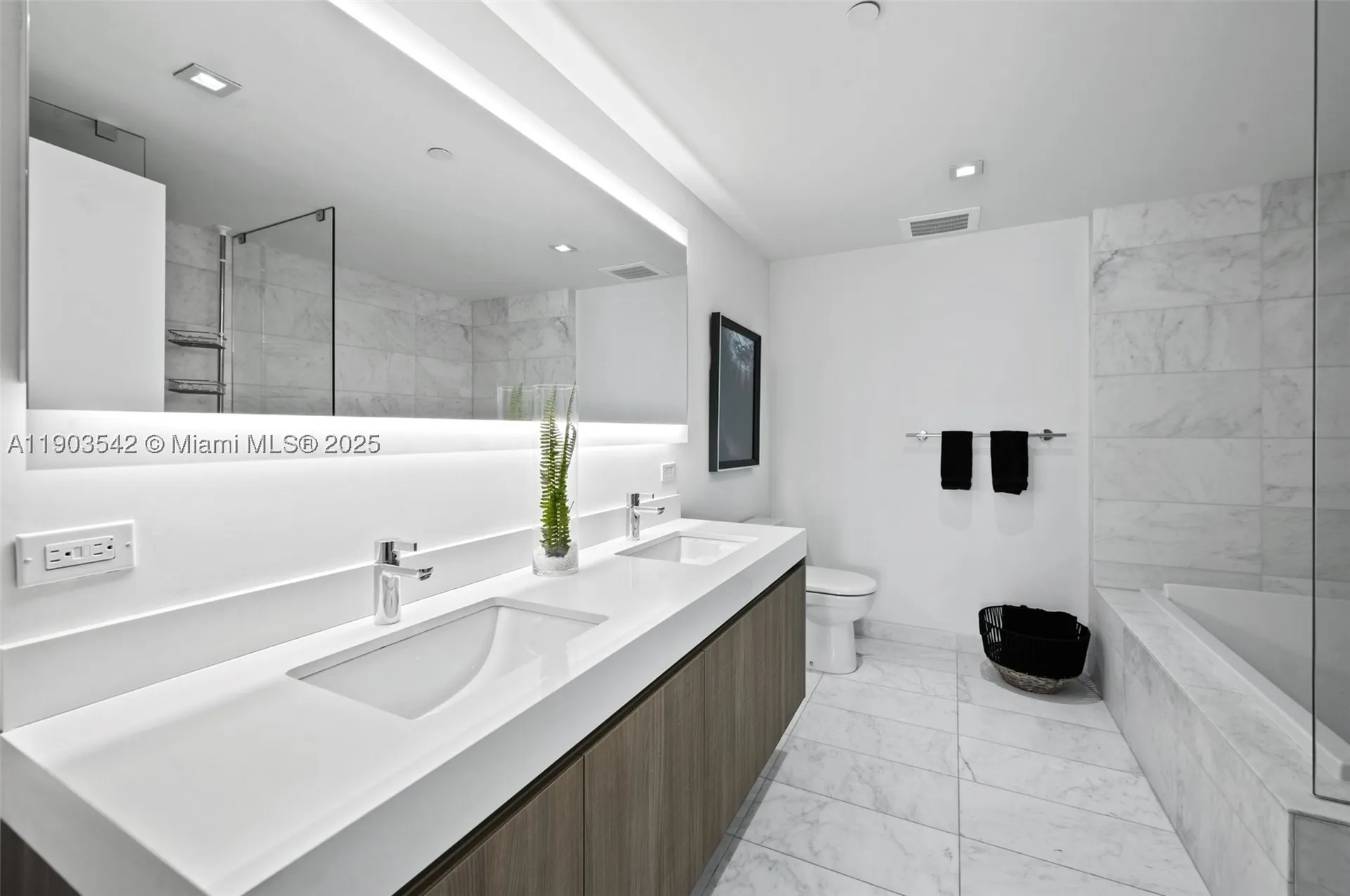 401 N Birch Road Fort Lauderdale FL 33304