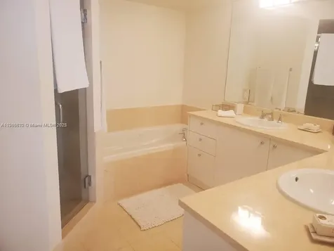 19900 E Country Club Drive Aventura FL 33180