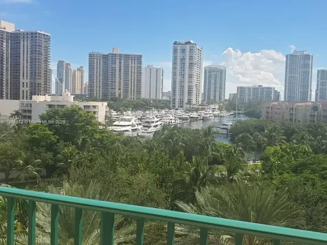 19900 E Country Club Drive Aventura FL 33180