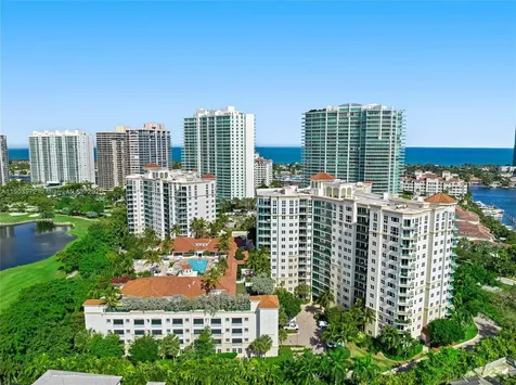 19900 E Country Club Drive Aventura FL 33180