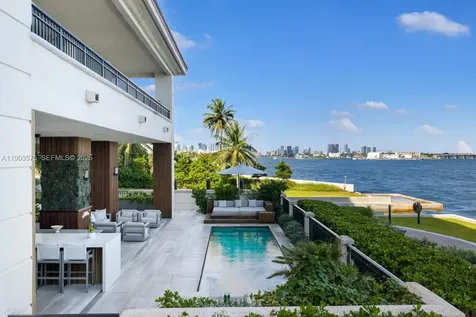 6800 Fisher Island Drive Miami Beach FL 33109