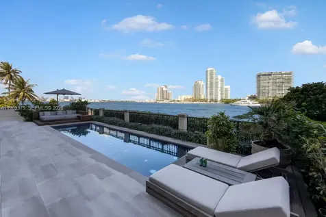 6800 Fisher Island Drive Miami Beach FL 33109