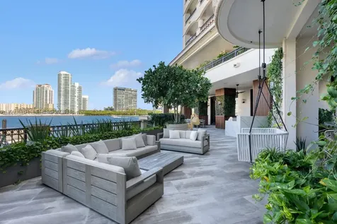 6800 Fisher Island Drive Miami Beach FL 33109