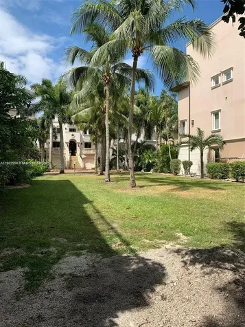 5863 Paradise Point Drive Palmetto Bay FL 33157