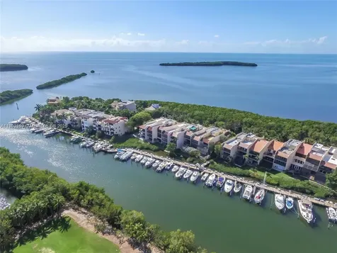 5863 Paradise Point Drive Palmetto Bay FL 33157