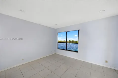 2741 S Carambola Circle S Coconut Creek FL 33066
