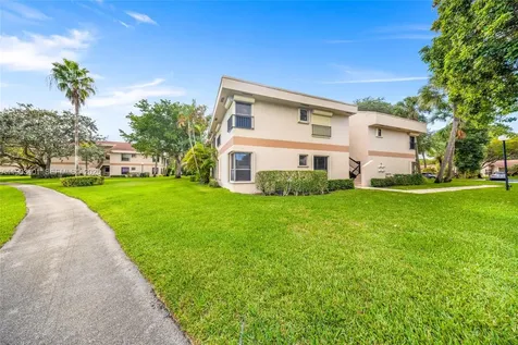 2741 S Carambola Circle S Coconut Creek FL 33066